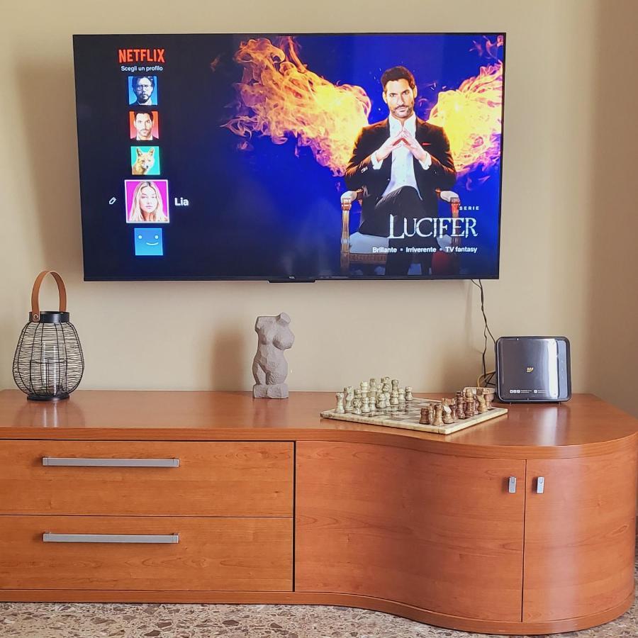 Sole Raggiante Lia Darzillo Apartman Afragola Kültér fotó